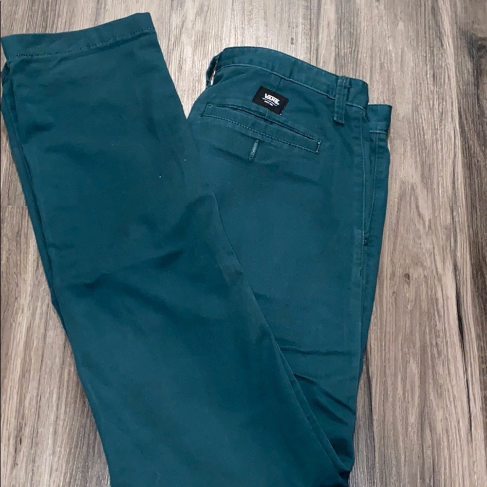 Vans chinos